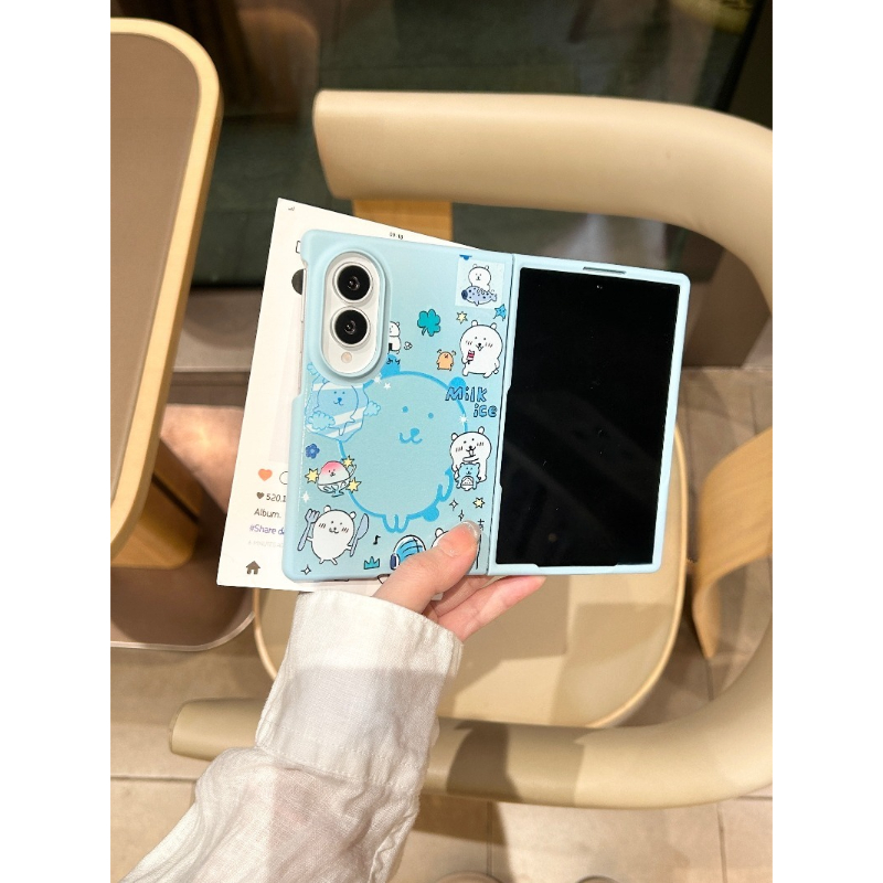 人気アニメ「ちいかわ」のジョークベアデザインのスマートフォン - Phone Zone Accessories & Repair Photos のレビューと価格